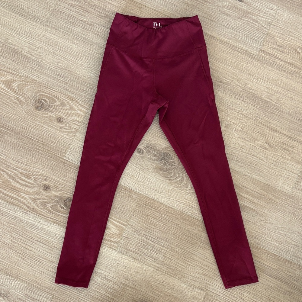 Women's Burgundy IVL Leggings